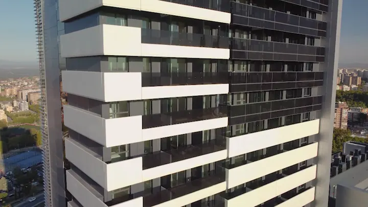 Marketing a new real estate development in Madrid