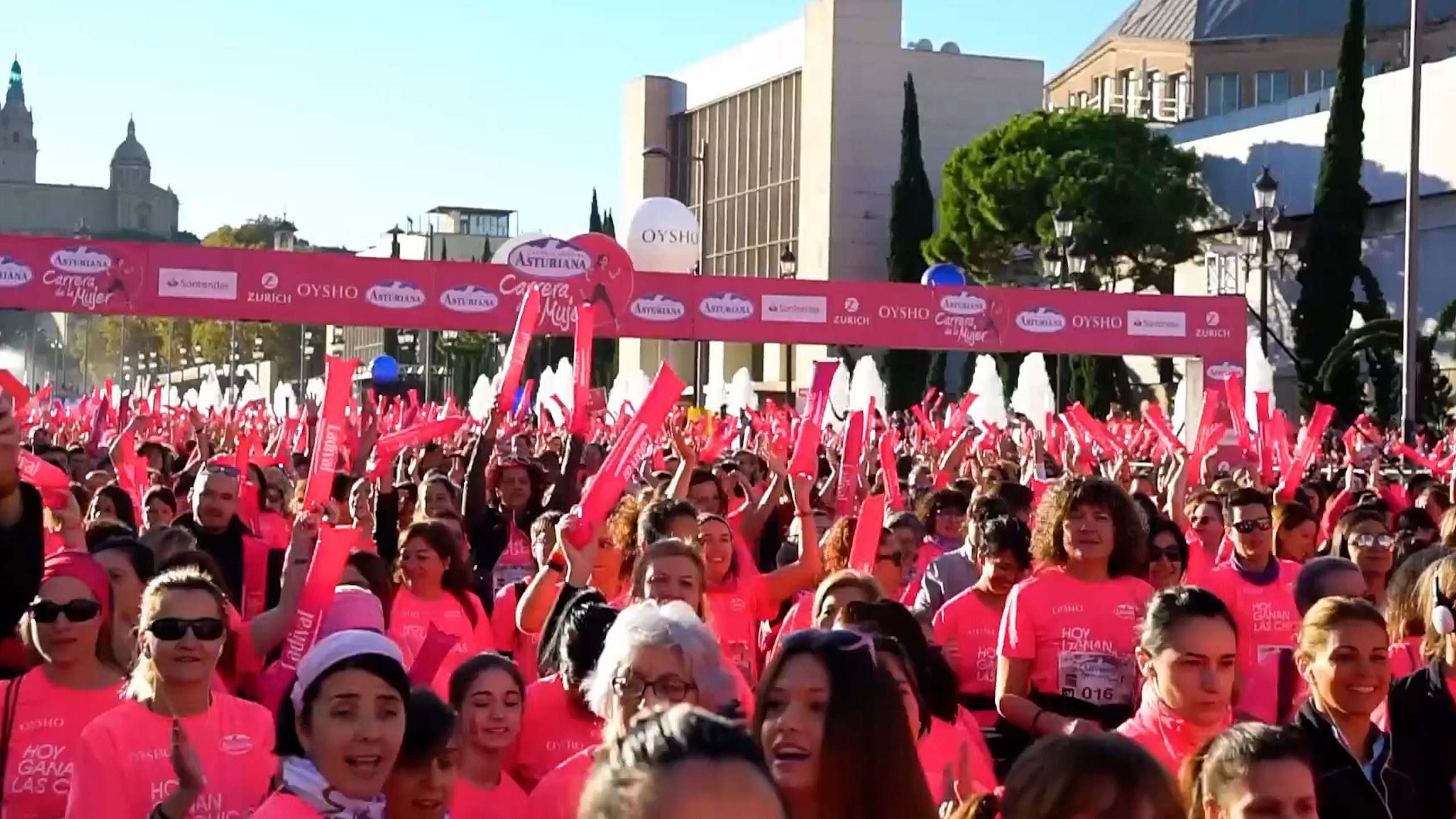 Filmación Cursa de la Dona Barcelona - Droneit
